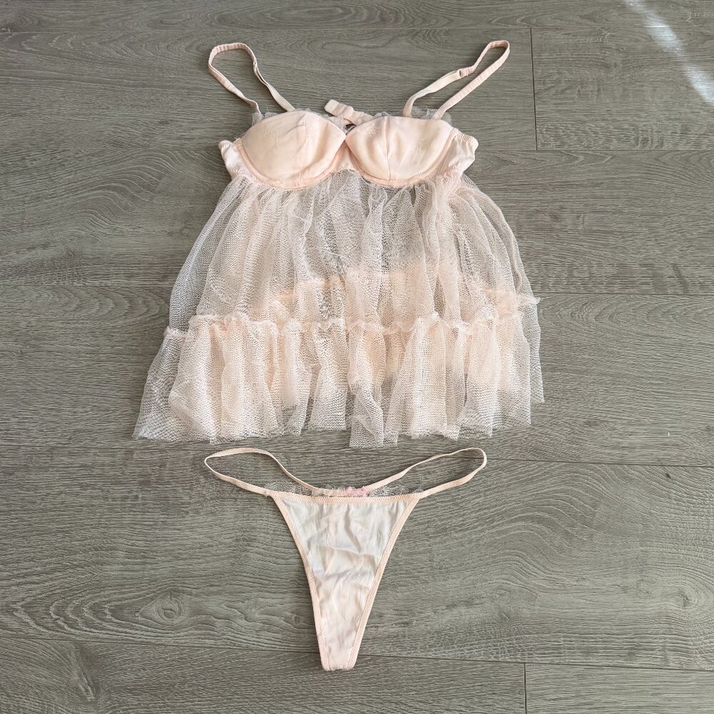 Victoria’s Secret Sexy Little Things Sheer Babydoll Lingerie Set Ivory S/M 34B